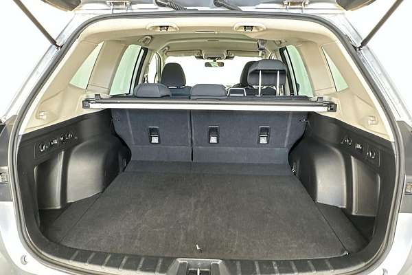 2023 Subaru Forester 2.5i S5