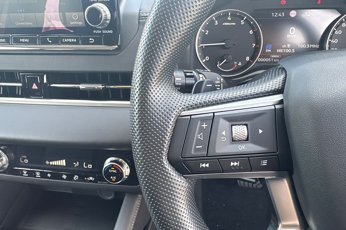 2024 Mitsubishi Outlander ES ZM