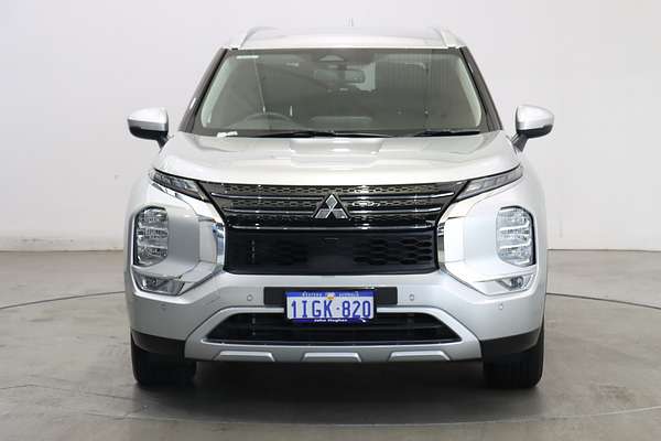 2024 Mitsubishi Outlander LS ZM