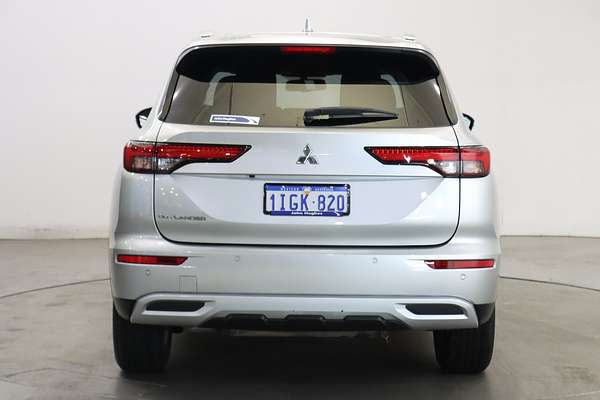 2024 Mitsubishi Outlander LS ZM