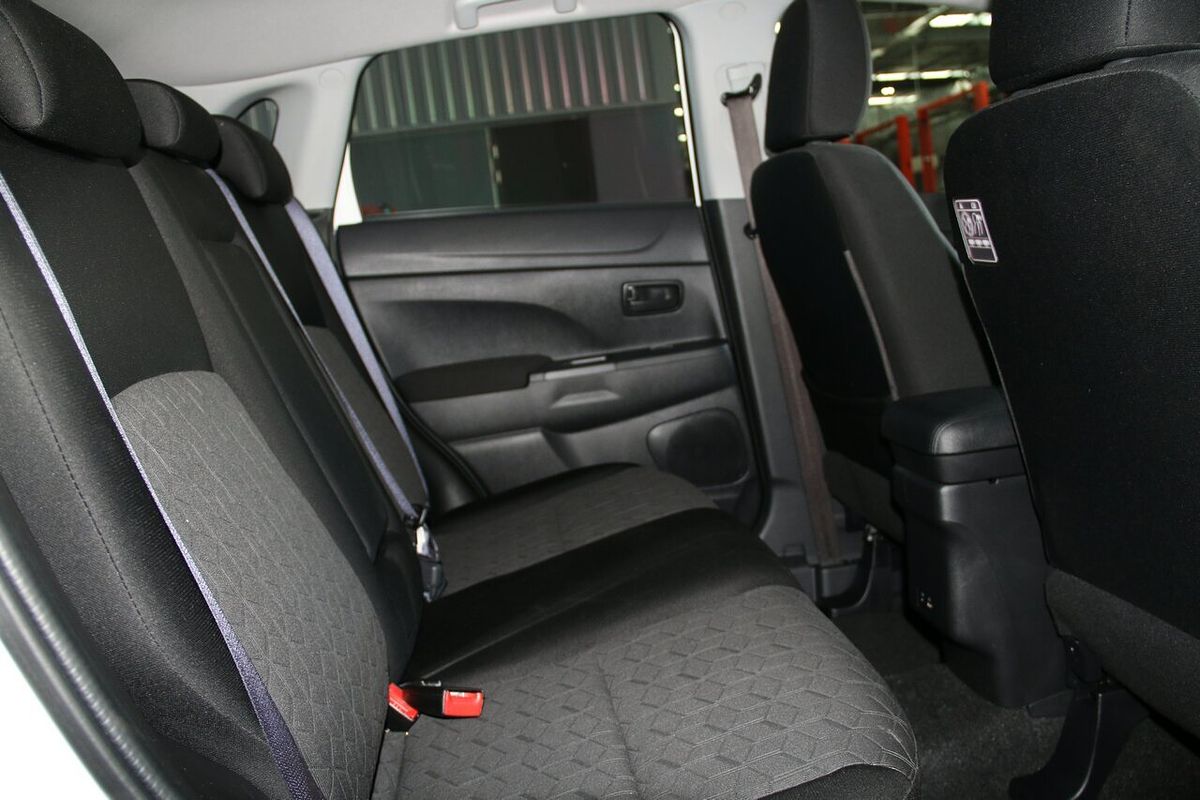 2022 Mitsubishi ASX ES XD