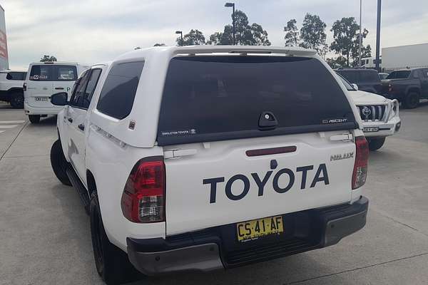 2018 Toyota Hilux SR GUN126R 4X4