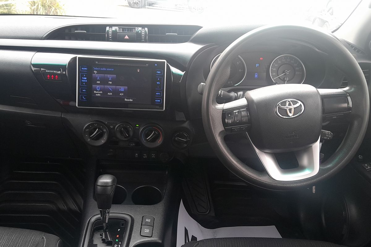 2018 Toyota Hilux SR GUN126R 4X4