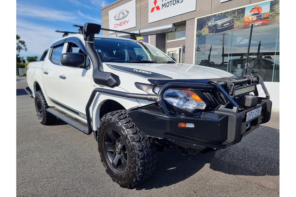 2016 Mitsubishi Triton GLX MQ 4X4