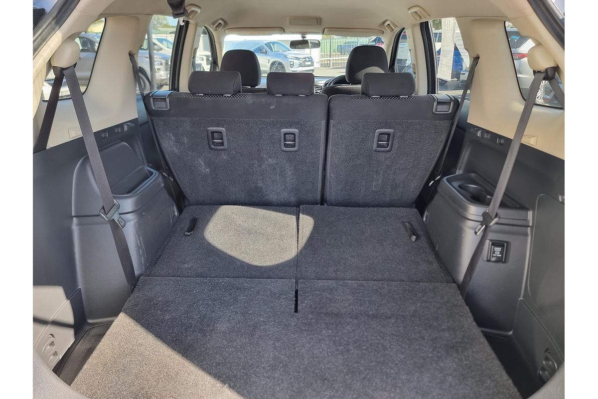 2018 Mitsubishi Outlander ES ZL