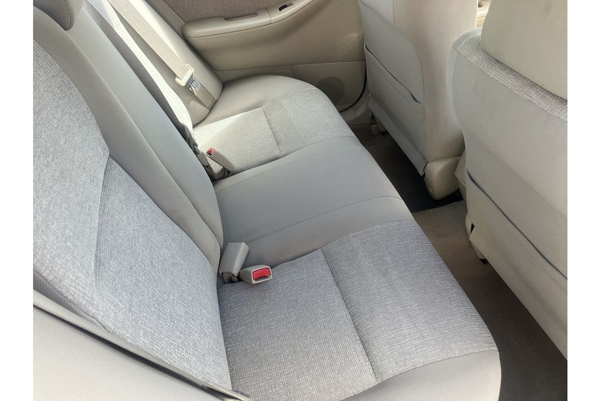 2004 Toyota Corolla Conquest ZZE122R