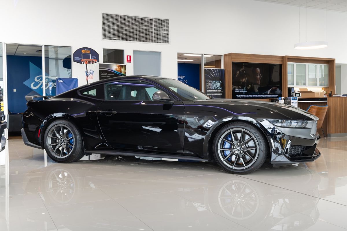 2024 Ford Mustang Dark Horse FO
