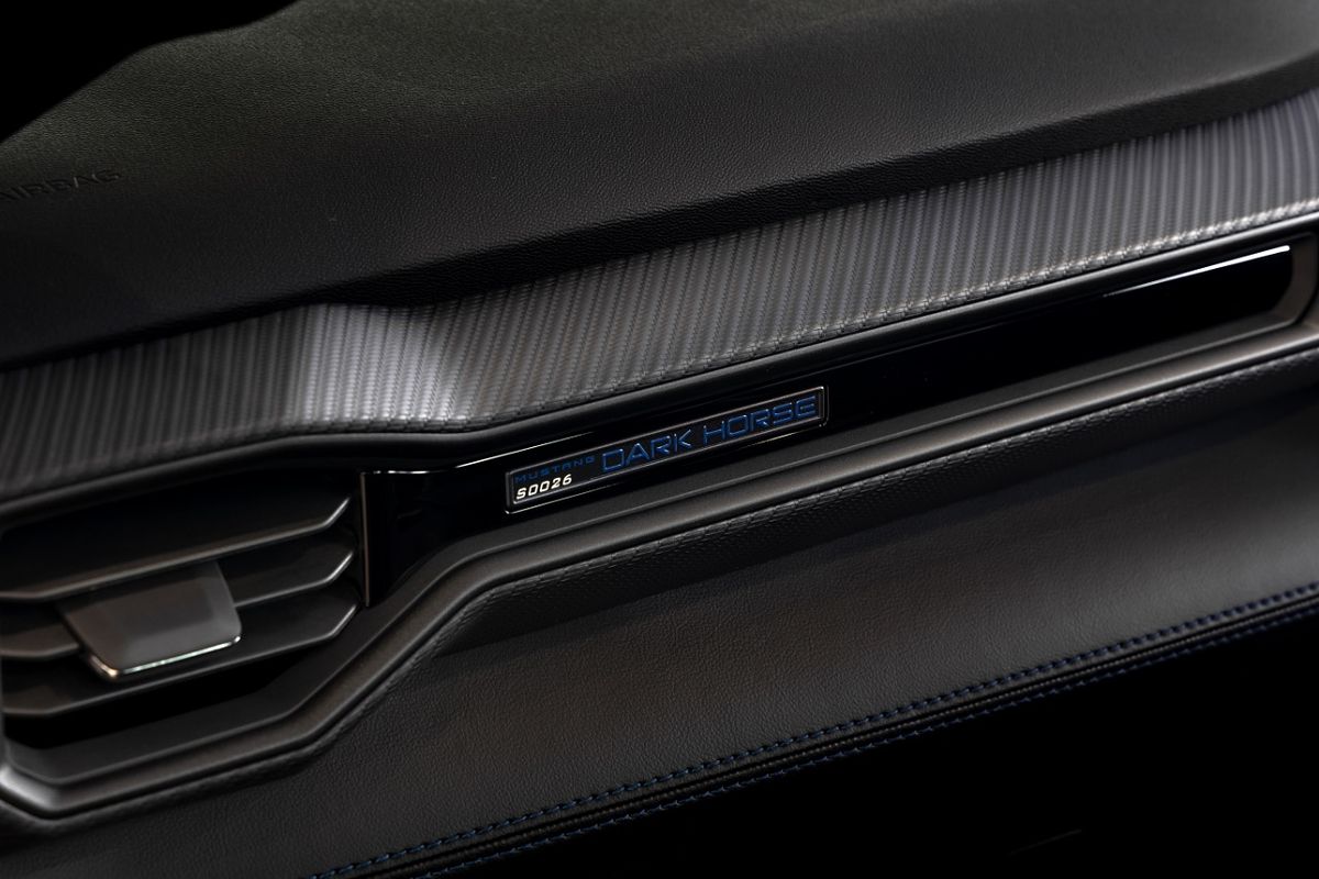 2024 Ford Mustang Dark Horse FO