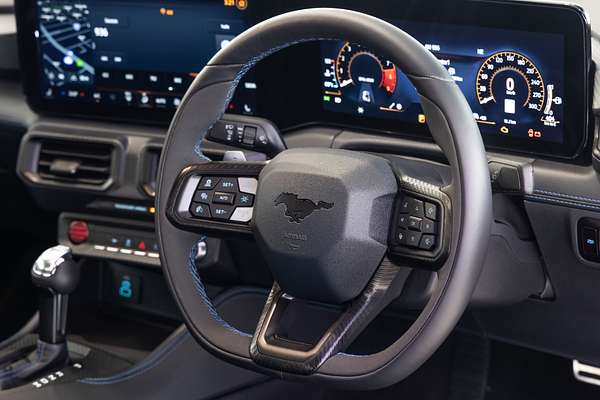 2024 Ford Mustang Dark Horse FO