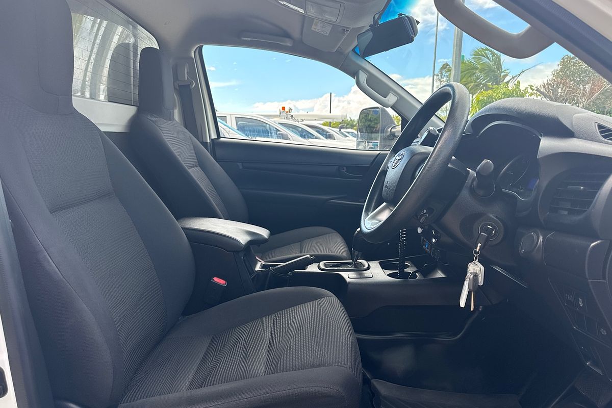 2019 Toyota Hilux SR GUN126R 4X4