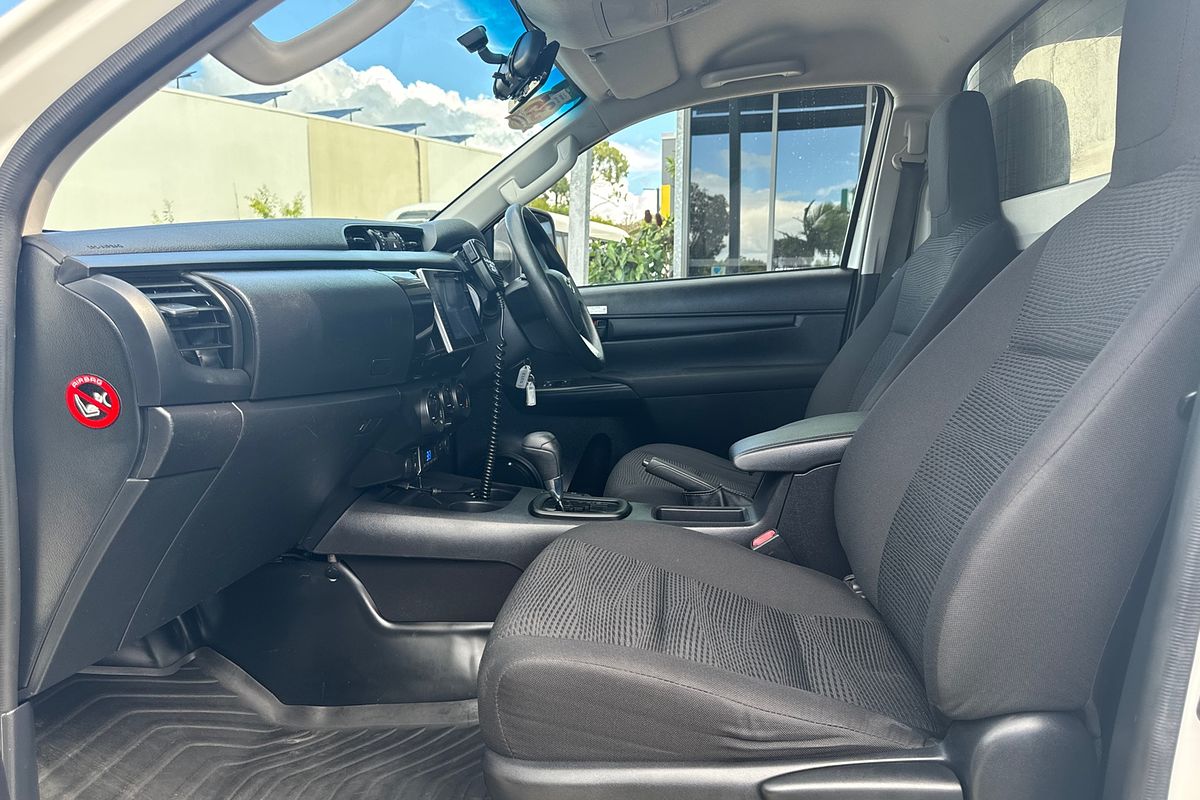 2019 Toyota Hilux SR GUN126R 4X4