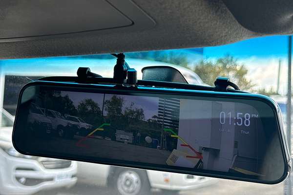 2019 Toyota Hilux SR GUN126R 4X4