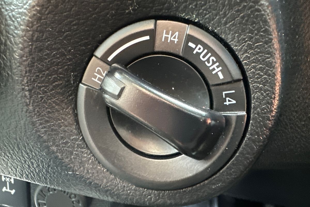 2019 Toyota Hilux SR GUN126R 4X4