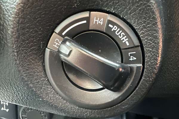2019 Toyota Hilux SR GUN126R 4X4