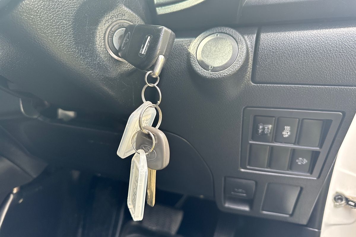 2019 Toyota Hilux SR GUN126R 4X4