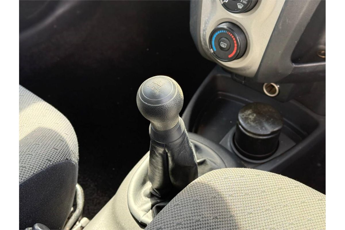 2010 Toyota YARIS YR NCP90R 08 UPGRADE