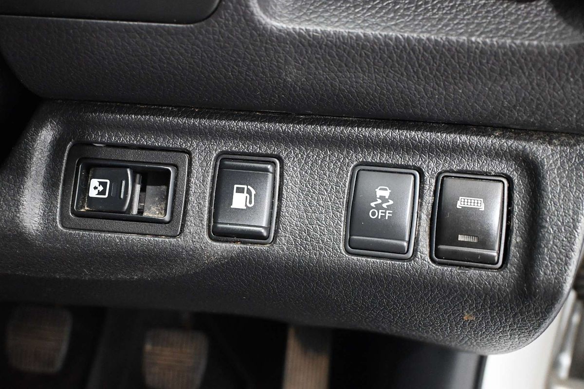 2019 Nissan Navara ST D23 Series 3 4X4