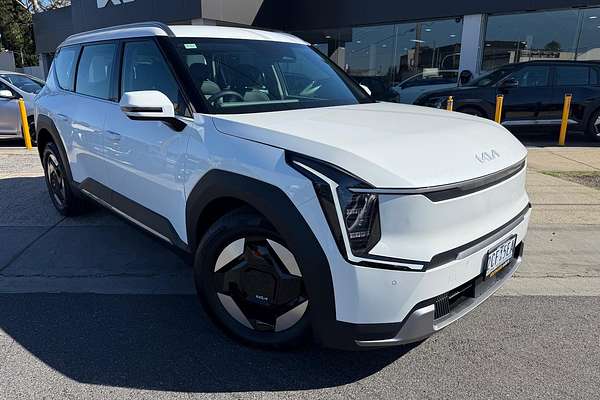 2024 Kia EV9 Air MV