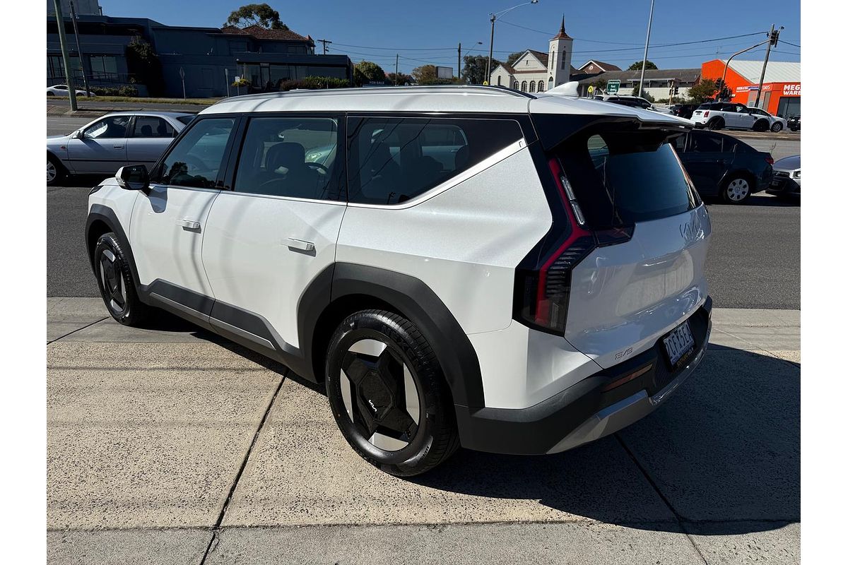 2024 Kia EV9 Air MV