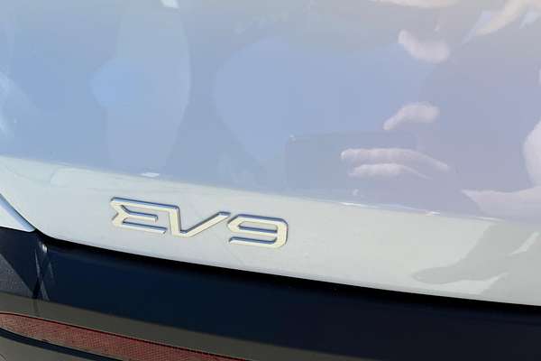 2024 Kia EV9 Air MV