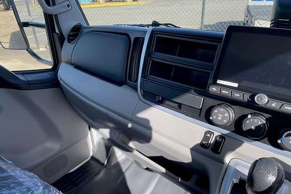 2024 Fuso Canter 515 Alloy Tray