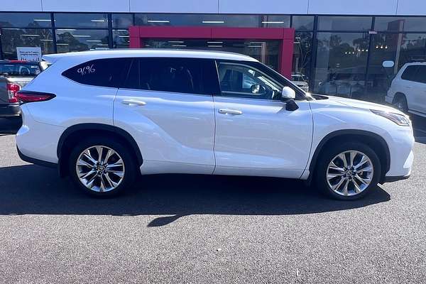 2022 Toyota Kluger Grande GSU75R