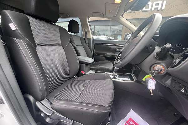 2018 Mitsubishi Outlander LS ZL