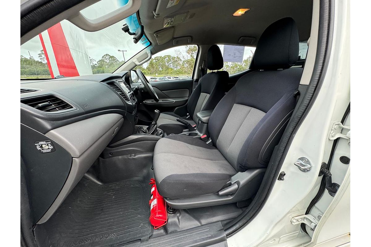 2016 Mitsubishi Triton GLX+ MQ 4X4