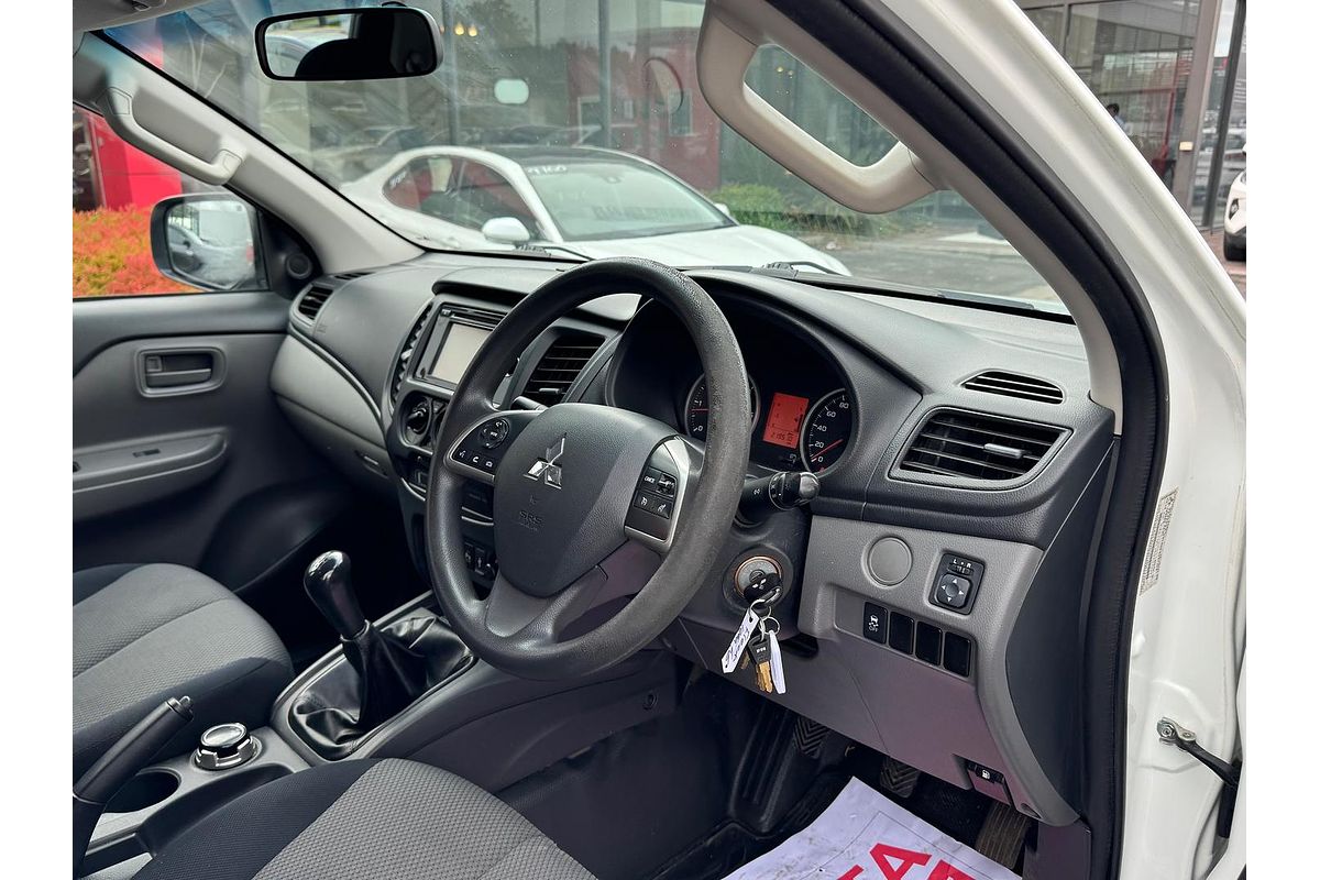 2016 Mitsubishi Triton GLX+ MQ 4X4