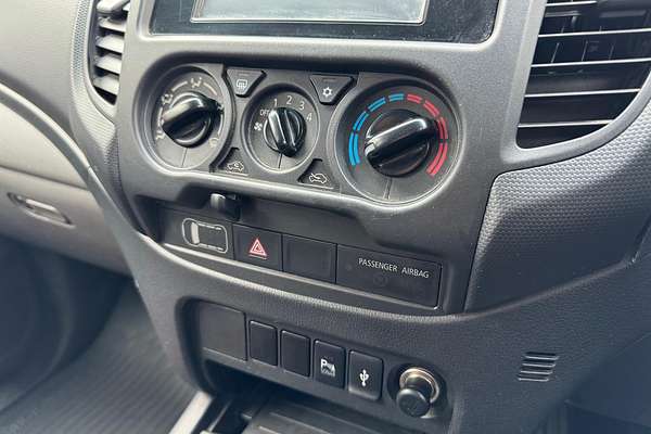 2016 Mitsubishi Triton GLX+ MQ 4X4