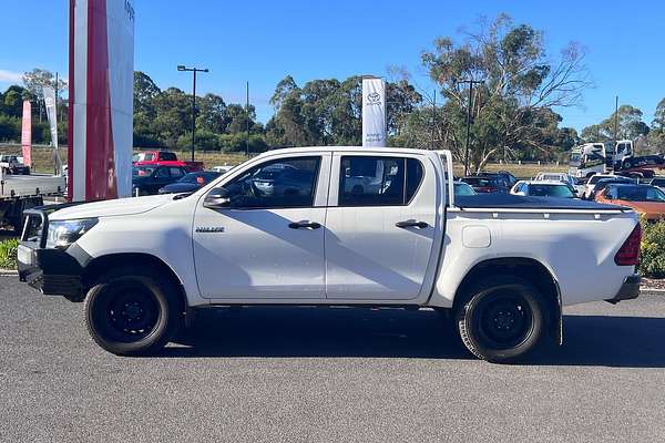 2015 Toyota Hilux Workmate GUN125R 4X4