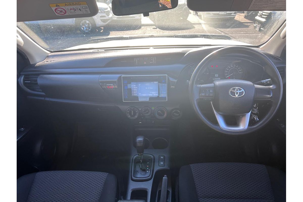 2015 Toyota Hilux Workmate GUN125R 4X4