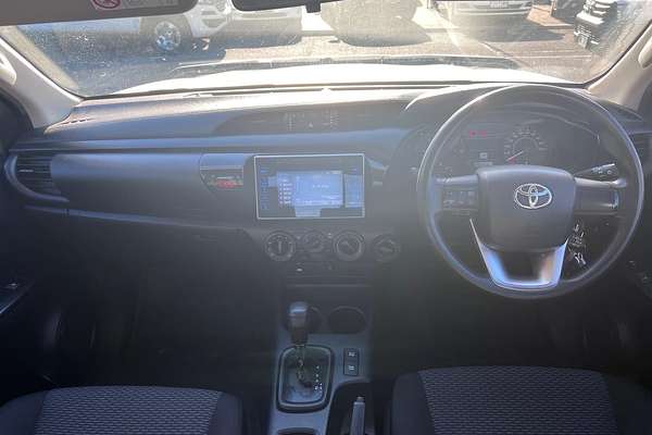 2015 Toyota Hilux Workmate GUN125R 4X4