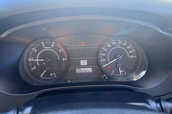 2015 Toyota Hilux Workmate GUN125R 4X4