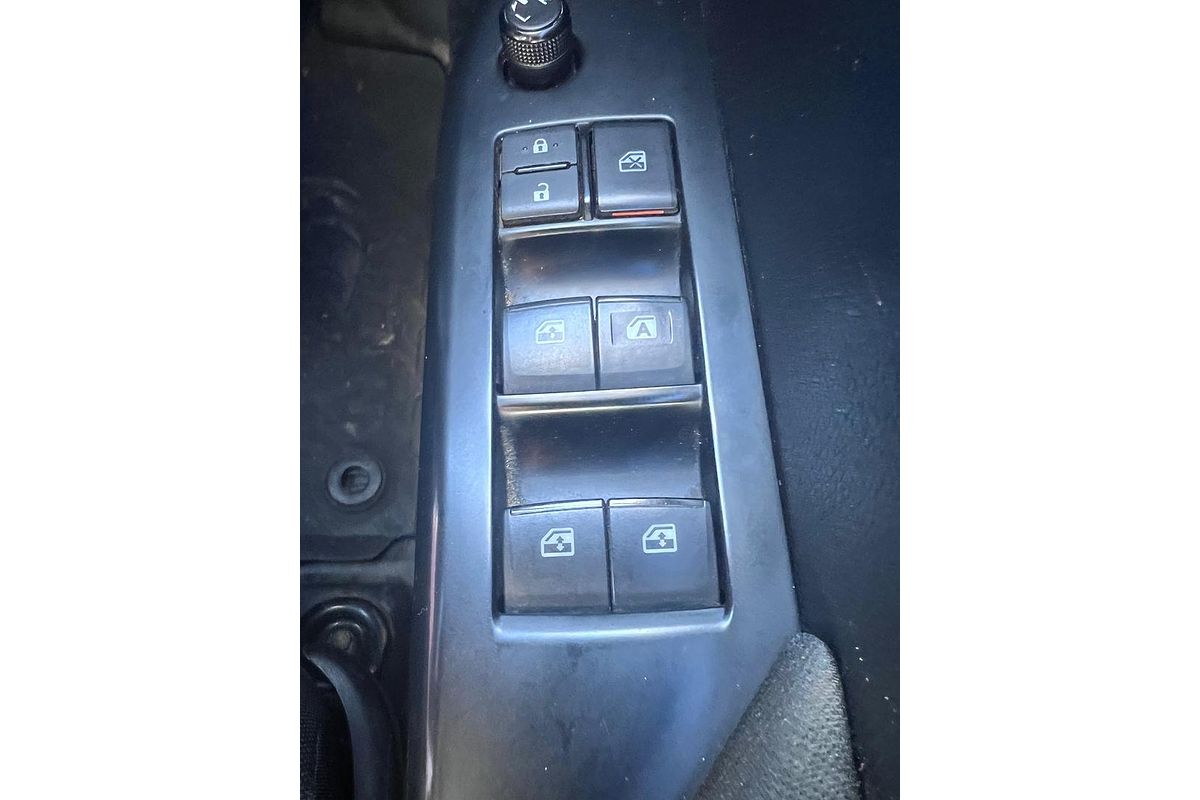 2015 Toyota Hilux Workmate GUN125R 4X4