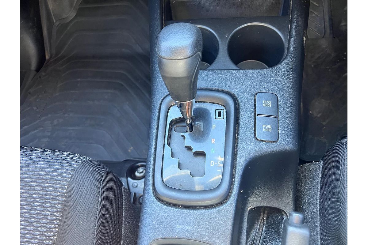 2015 Toyota Hilux Workmate GUN125R 4X4
