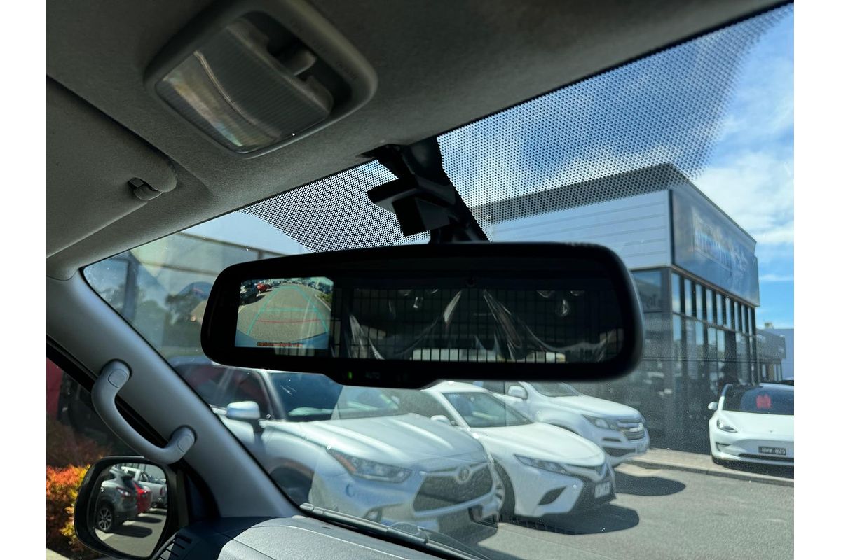 2018 Toyota Hiace KDH201R LWB