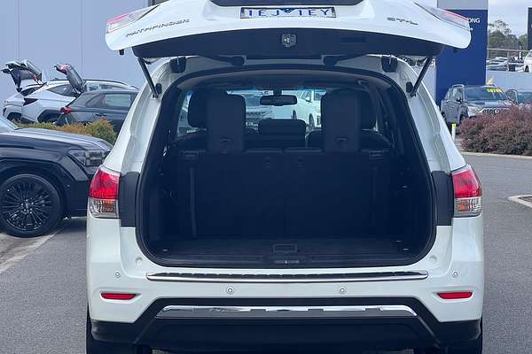 2015 Nissan Pathfinder ST-L R52