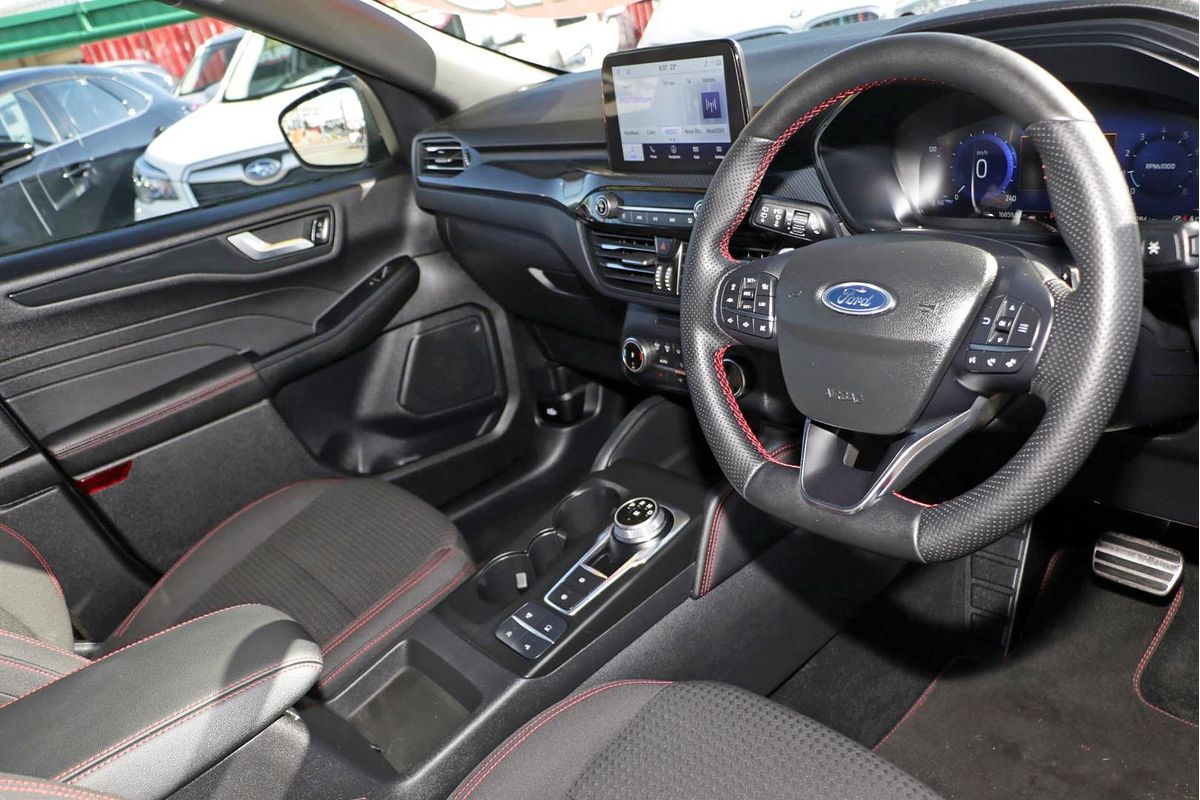 2022 Ford Escape ST-Line ZH