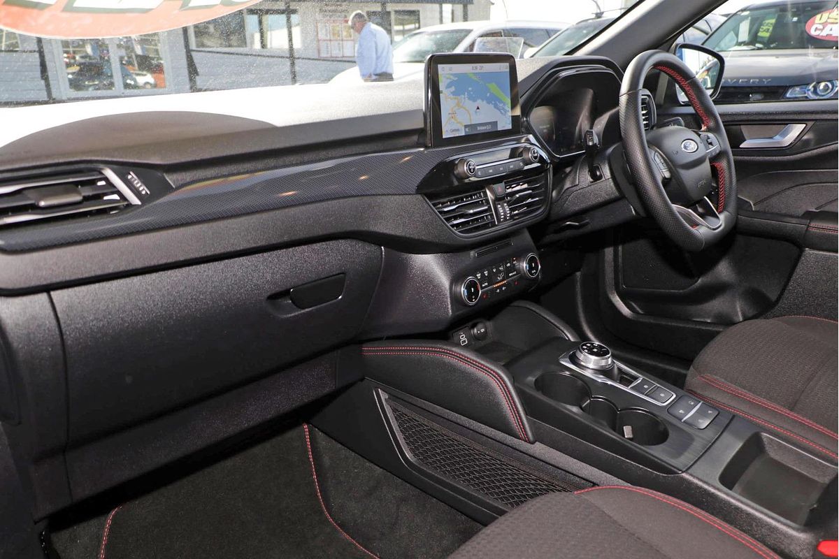 2022 Ford Escape ST-Line ZH