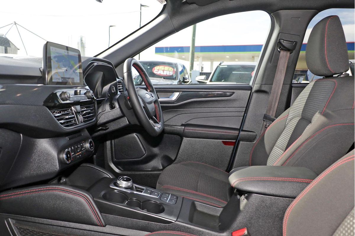 2022 Ford Escape ST-Line ZH