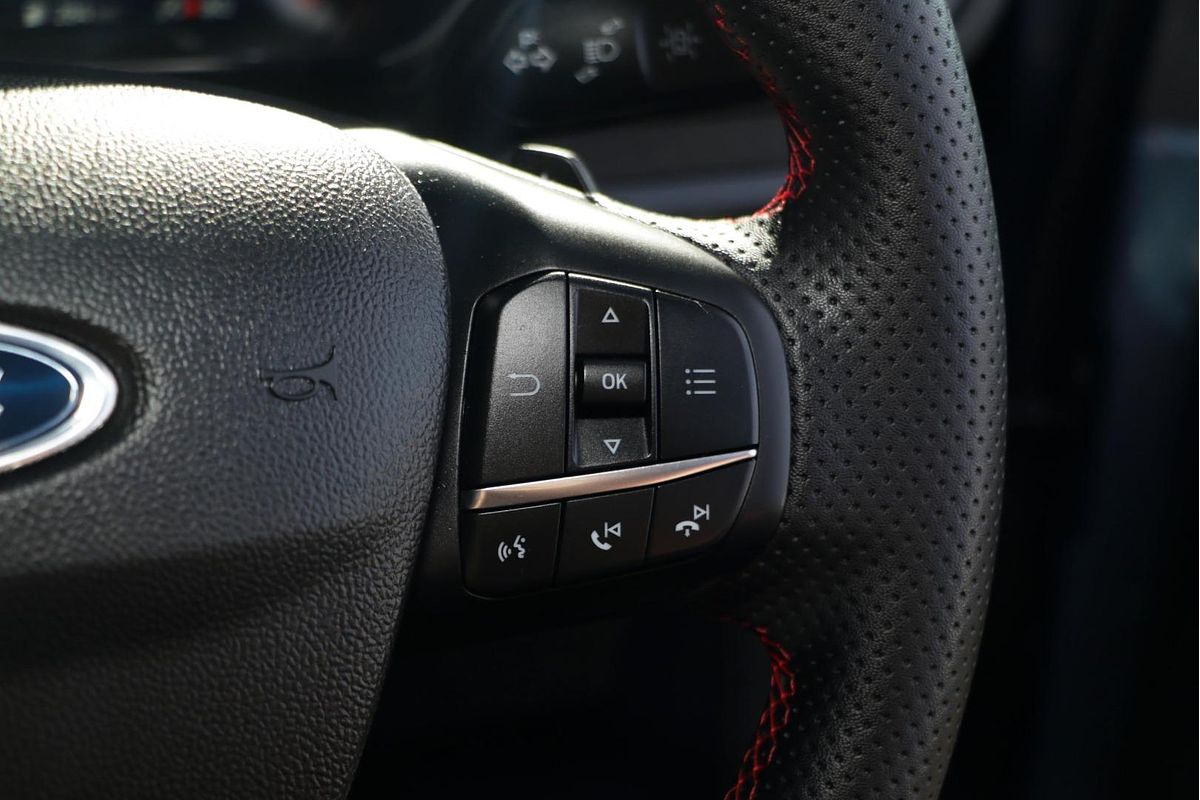 2022 Ford Escape ST-Line ZH