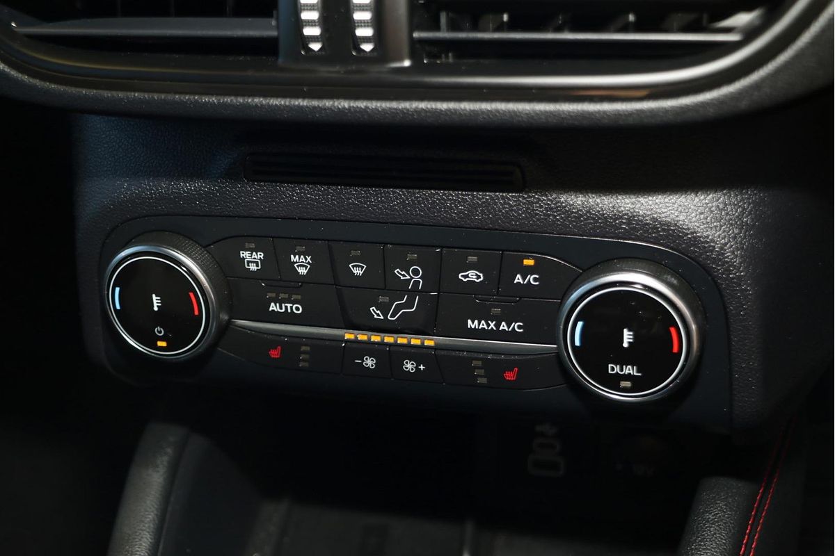 2022 Ford Escape ST-Line ZH