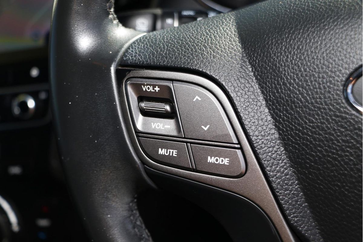2015 Hyundai Santa Fe Highlander DM2
