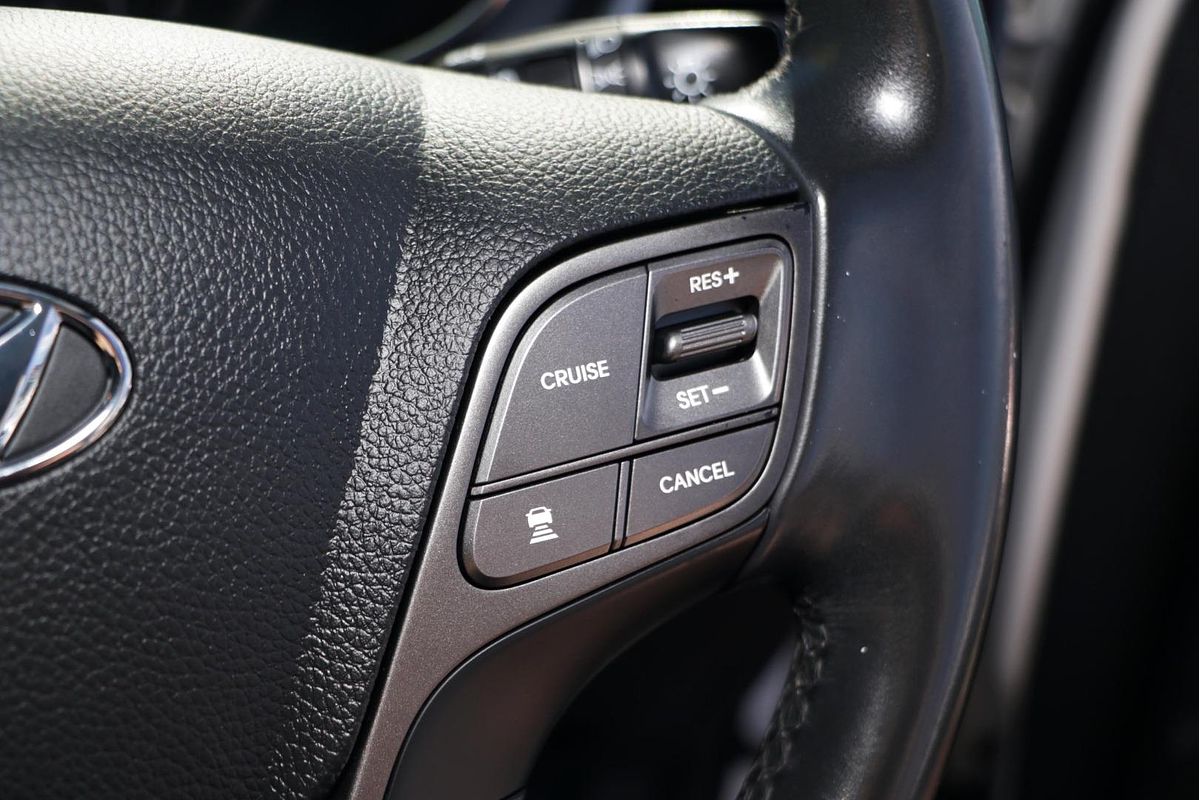 2015 Hyundai Santa Fe Highlander DM2
