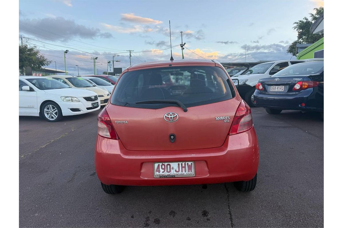 2005 Toyota YARIS YR NCP90R