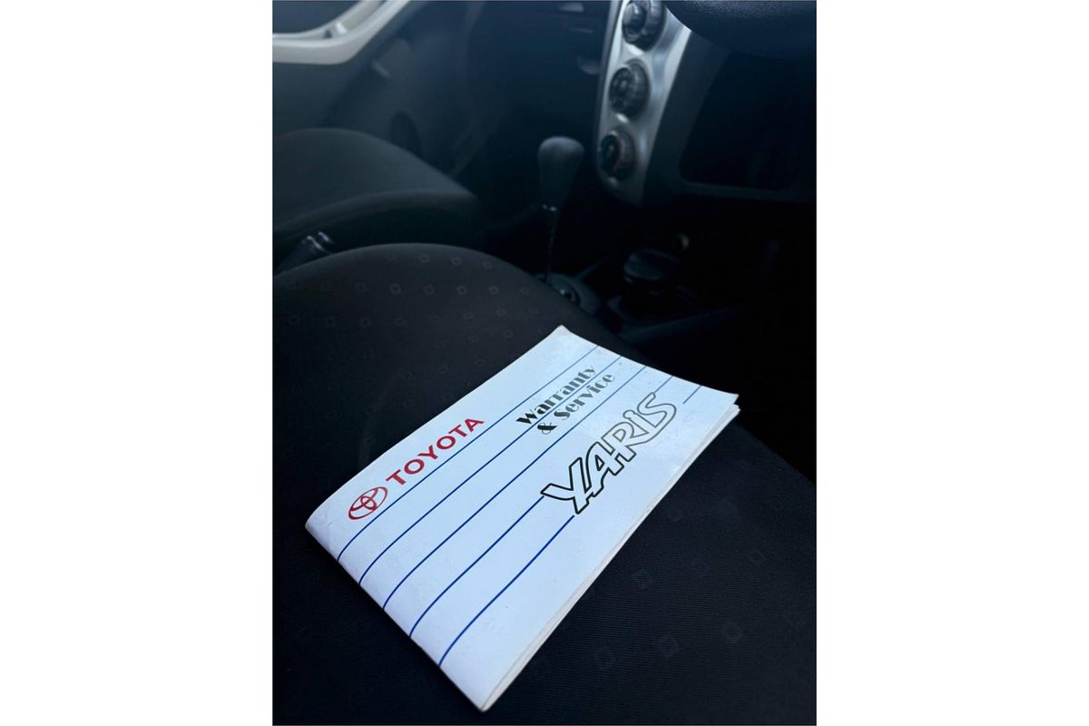 2005 Toyota YARIS YR NCP90R