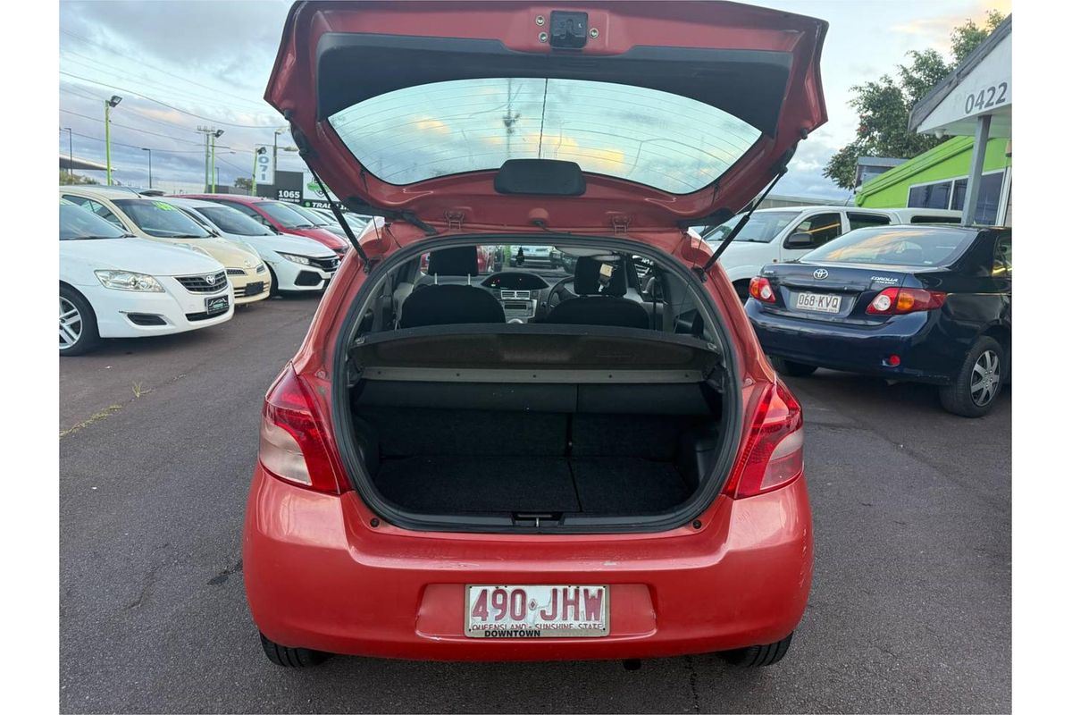 2005 Toyota YARIS YR NCP90R