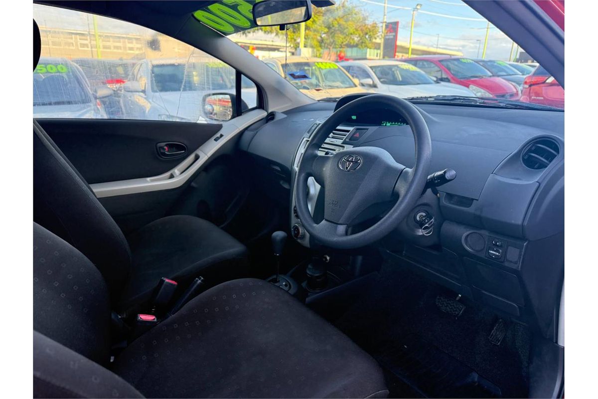 2005 Toyota YARIS YR NCP90R