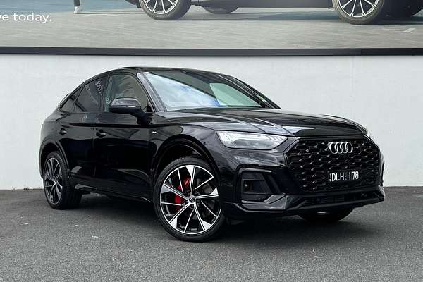 2024 Audi Q5 55 TFSI e S line FY